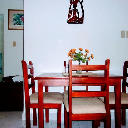 Central Oaklands Kingston Apt Esterno foto