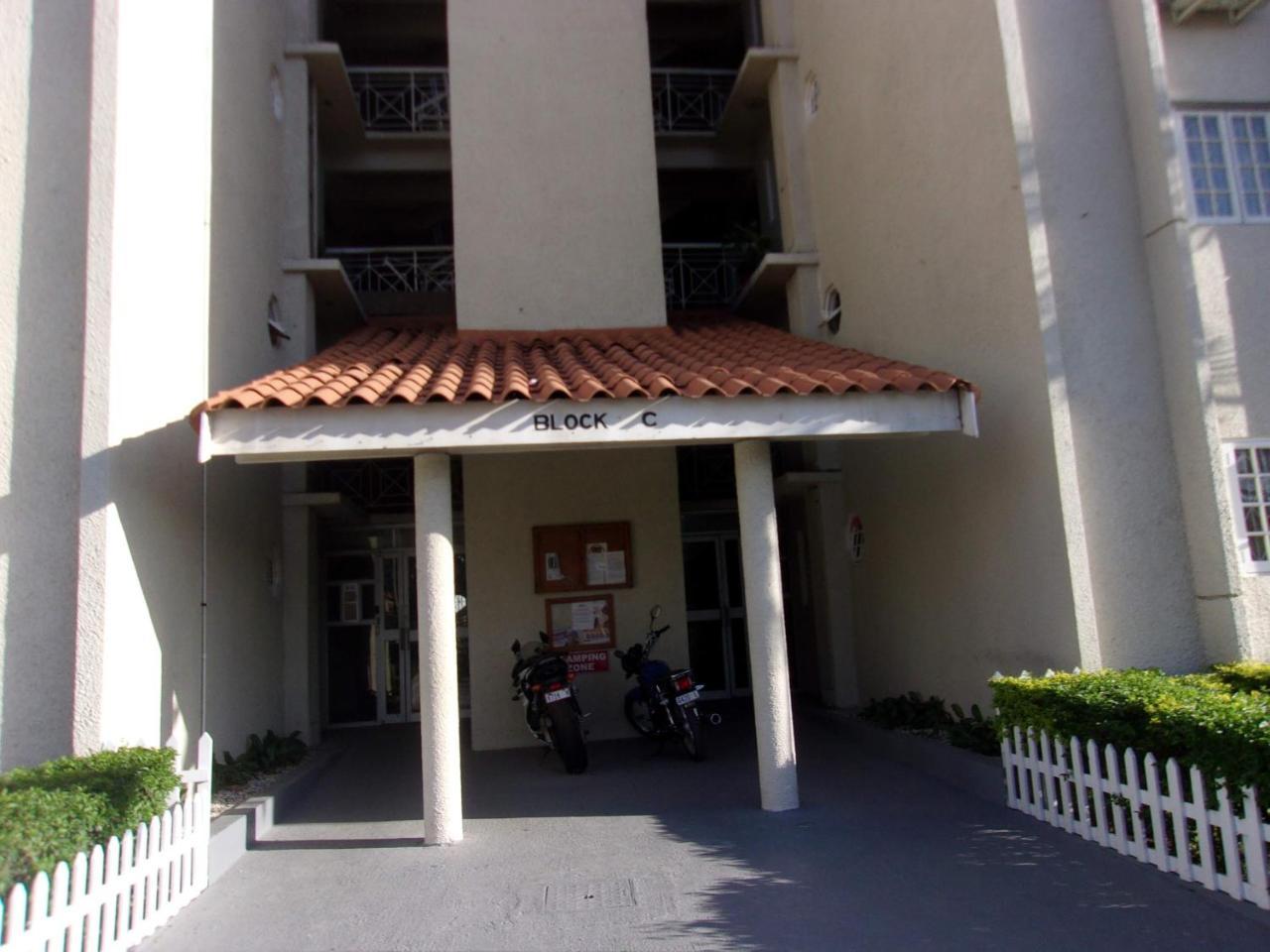 Central Oaklands Kingston Apt Esterno foto