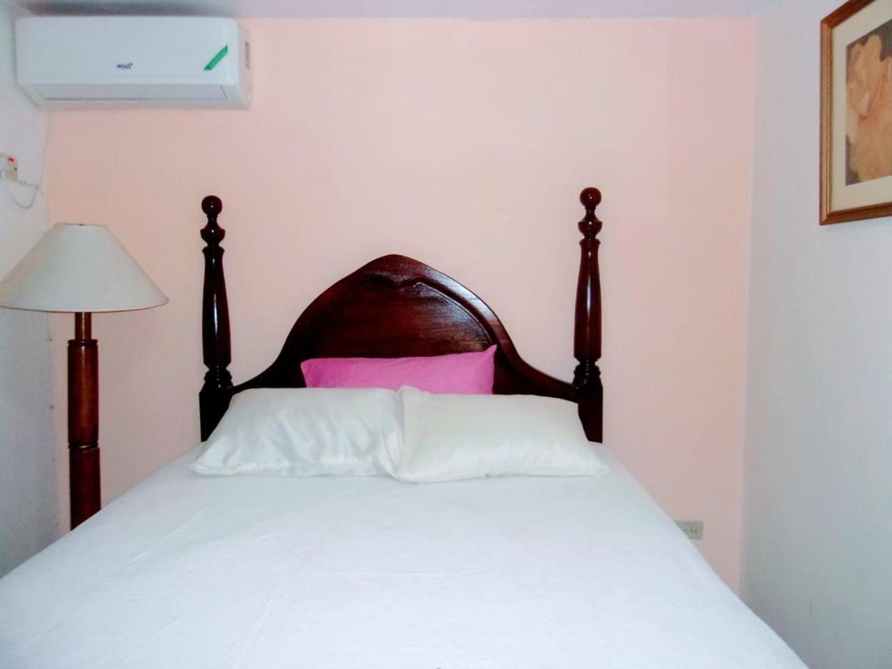 Central Oaklands Kingston Apt Esterno foto