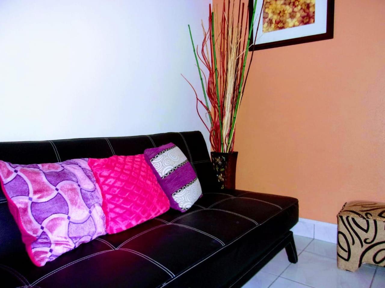 Central Oaklands Kingston Apt Esterno foto
