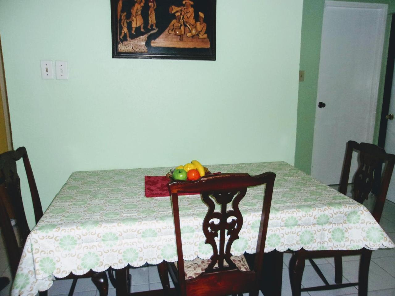 Central Oaklands Kingston Apt Esterno foto